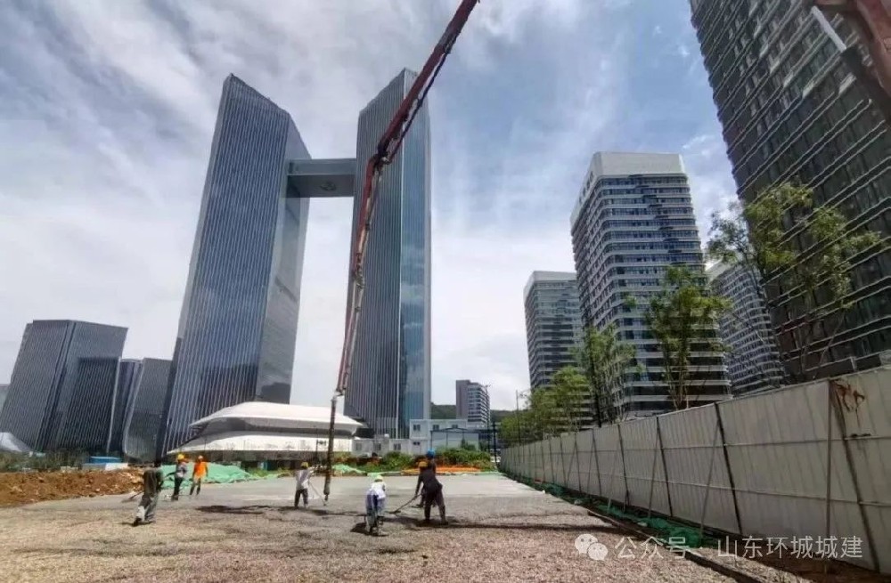由环城城建负责承建的科创中心室外管线与景观工程，是山东发展集团科创中心基础设施建···